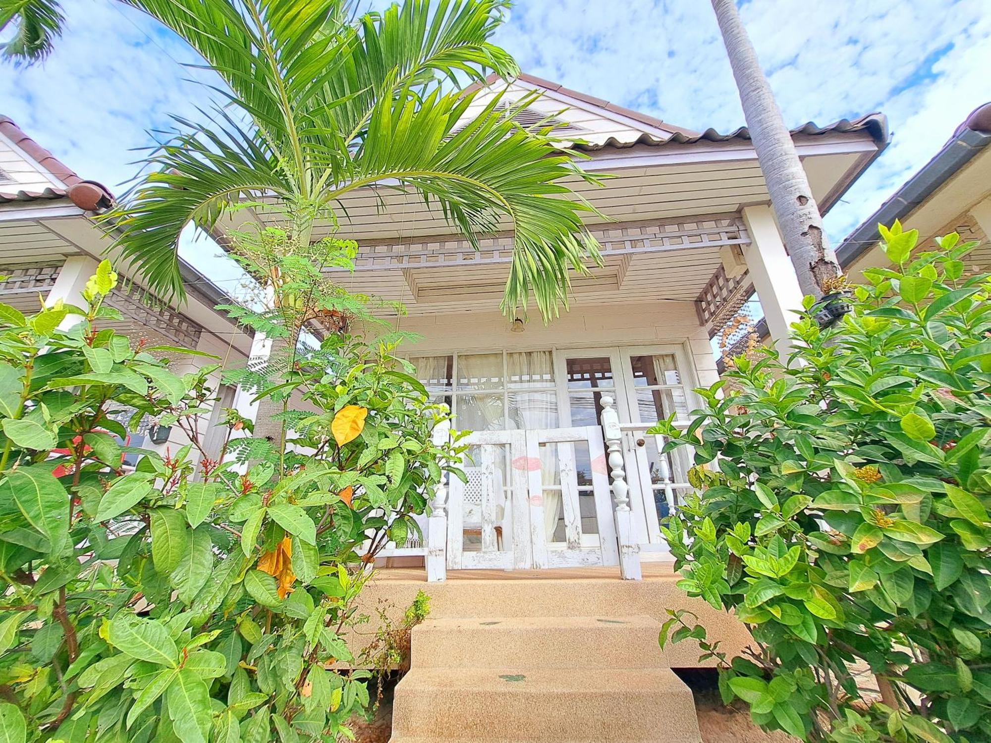 Prathana Garden Beach Resort HHQ Exterior photo